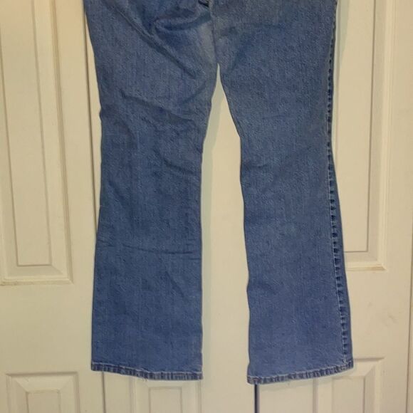 Levi's Vintage Y2K 550 Relaxed Boot Cut Jeans 12 - Picture 11 of 16